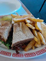 Peachtree blt Sandwich
